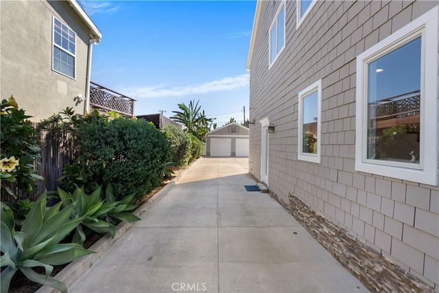 2616 Willo Lane, Costa Mesa, CA 92627