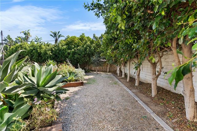 2616 Willo Lane, Costa Mesa, CA 92627