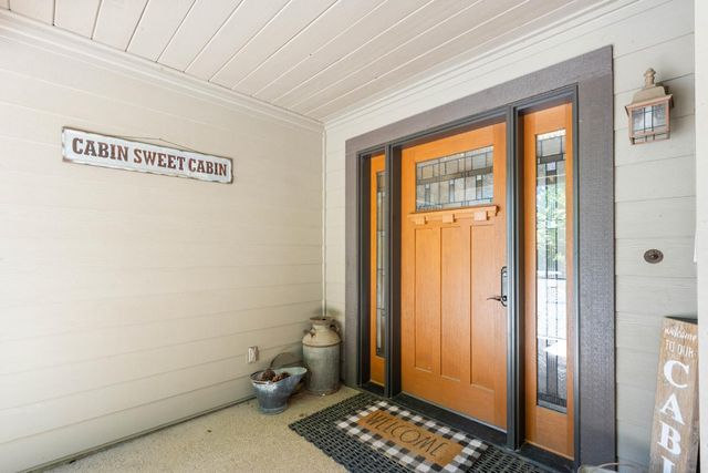19280 Woodridge Dr, Pioneer, CA 95666