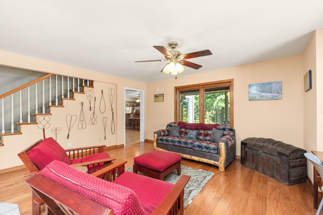 19280 Woodridge Dr, Pioneer, CA 95666