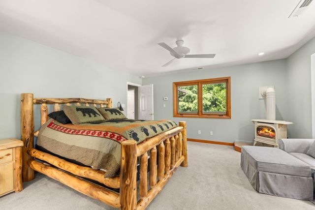 19280 Woodridge Dr, Pioneer, CA 95666