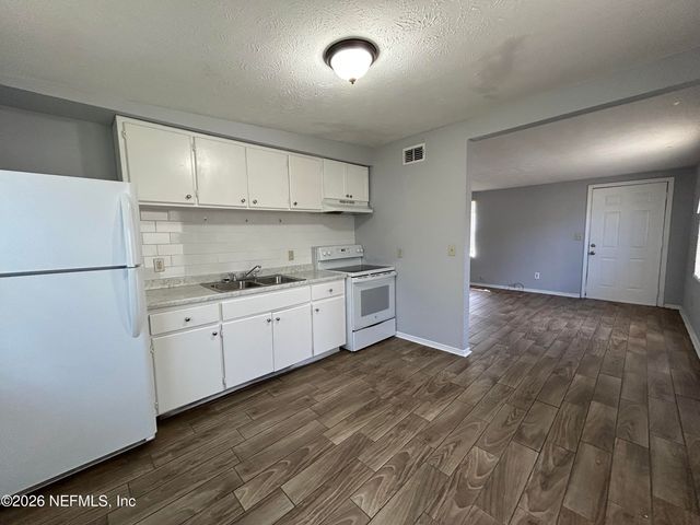 3254 PHYLLIS Street, Jacksonville, FL 32205