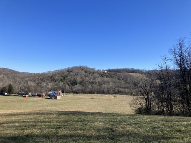 2 Pulaski Hwy, Culleoka, TN 38451