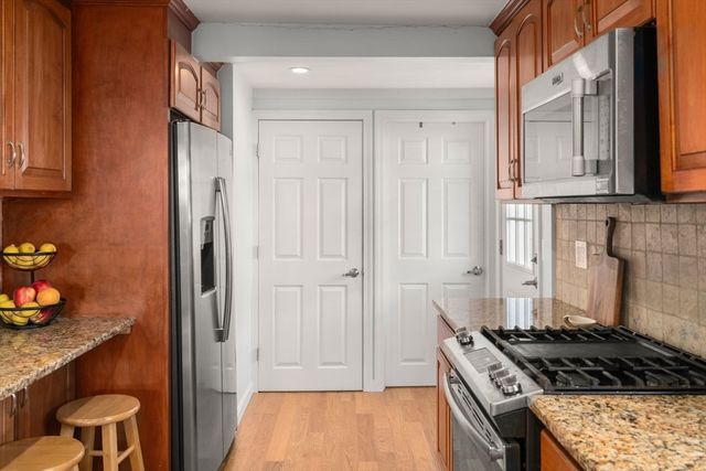 629 Sea St, Quincy, MA 02169