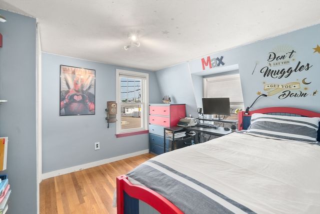 629 Sea St, Quincy, MA 02169