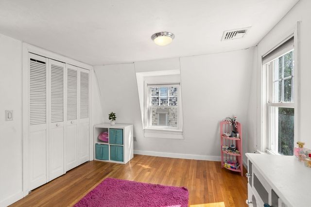 629 Sea St, Quincy, MA 02169