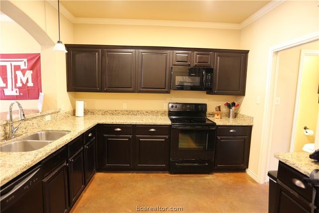 3302 Travis Cole Avenue, College Station, TX 77845