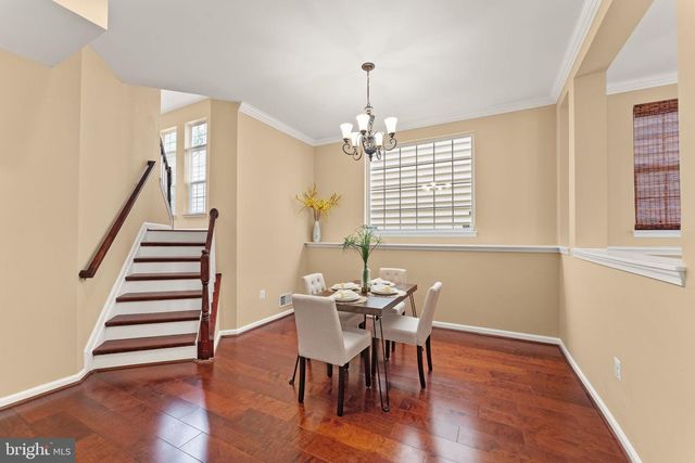 8352 MIDDLE RUDDINGS DR, Lorton, VA 22079