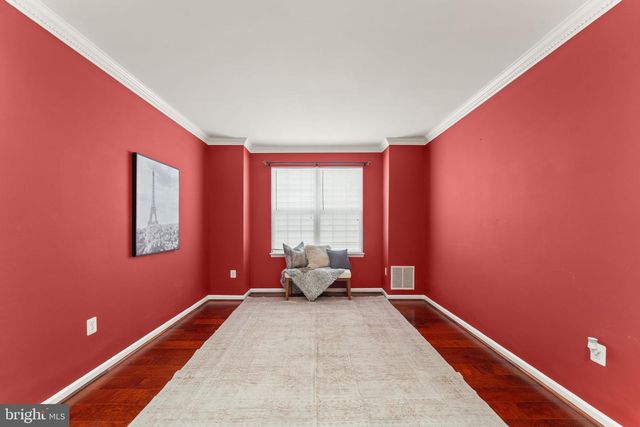 8352 MIDDLE RUDDINGS DR, Lorton, VA 22079