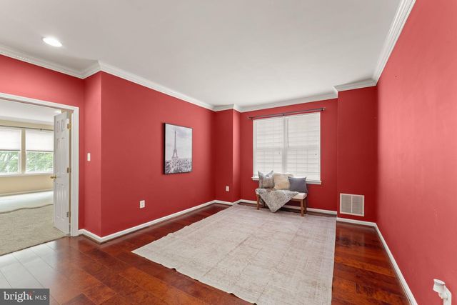 8352 MIDDLE RUDDINGS DR, Lorton, VA 22079