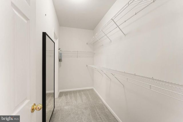 8352 MIDDLE RUDDINGS DR, Lorton, VA 22079