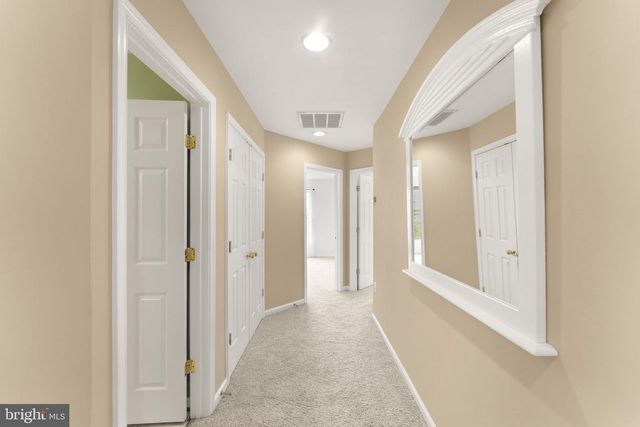 8352 MIDDLE RUDDINGS DR, Lorton, VA 22079