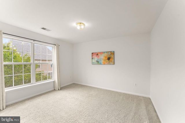 8352 MIDDLE RUDDINGS DR, Lorton, VA 22079