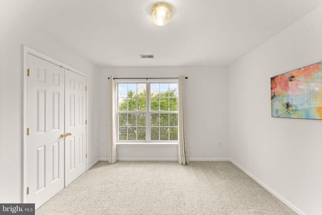 8352 MIDDLE RUDDINGS DR, Lorton, VA 22079