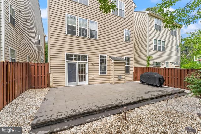 8352 MIDDLE RUDDINGS DR, Lorton, VA 22079