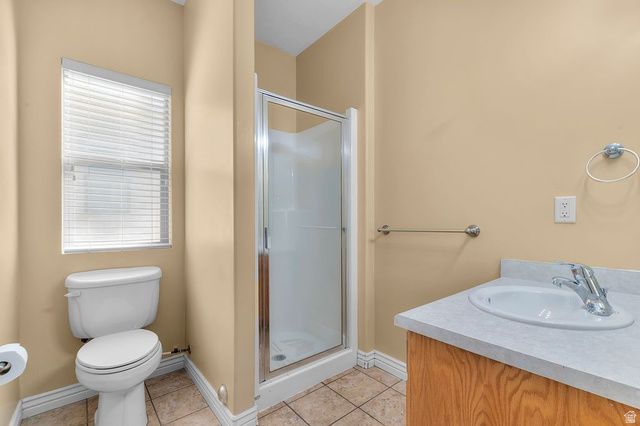 5203 W SWIFT WATER WAY, West Jordan, UT 84081