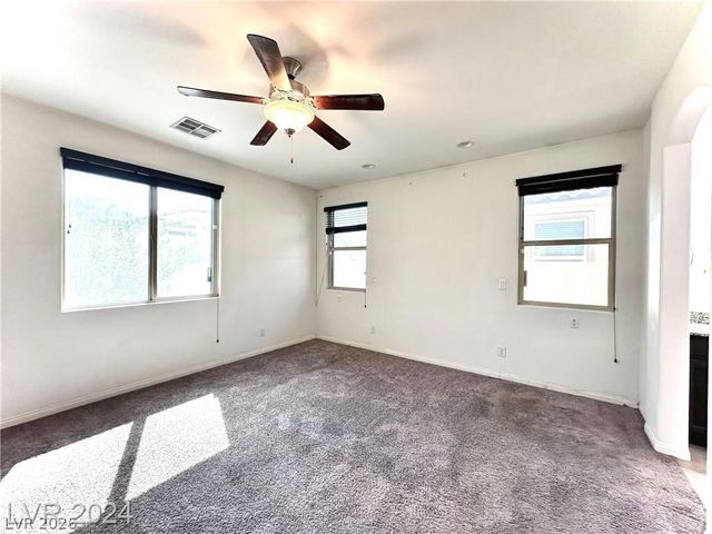 5708 Akula Bay Street, North Las Vegas, NV 89081