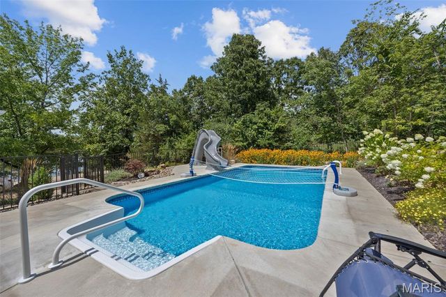 640 E Capri Drive, Bonne Terre, MO 63628