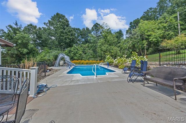 640 E Capri Drive, Bonne Terre, MO 63628