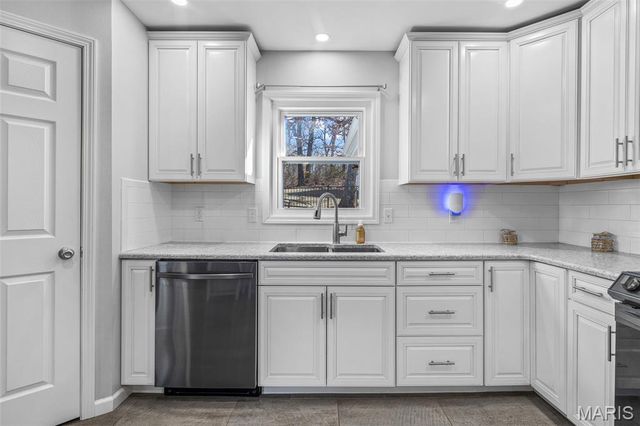 640 E Capri Drive, Bonne Terre, MO 63628