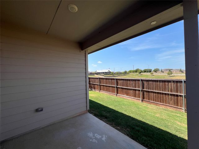 9608 Cherryville Road, Fort Worth, TX 76108