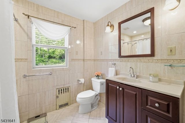 59 Mount Horeb Rd, Warren Twp., NJ 07059
