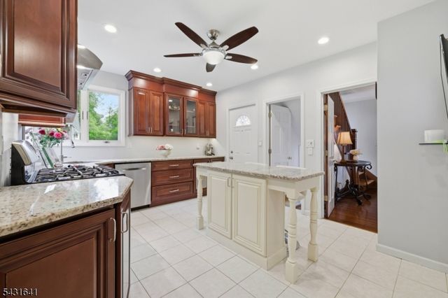 59 Mount Horeb Rd, Warren Twp., NJ 07059
