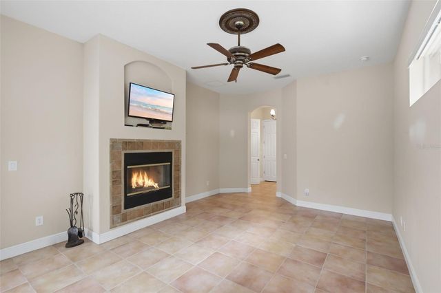 530 N BLUE LAKE AVENUE, Deland, FL 32724