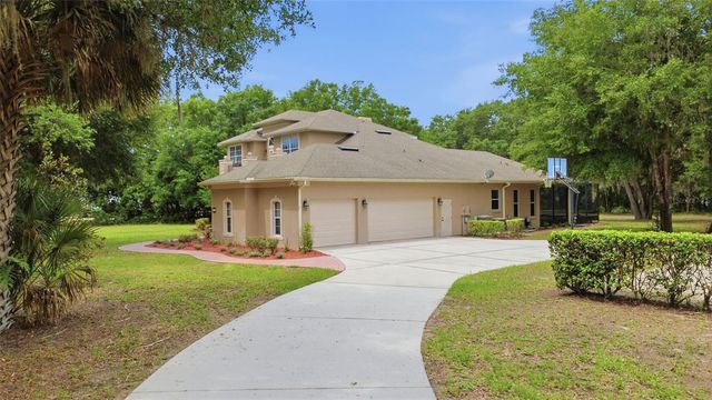 530 N BLUE LAKE AVENUE, Deland, FL 32724