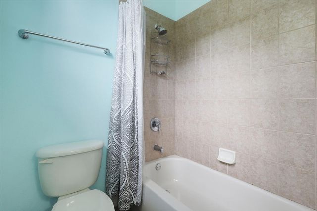 530 N BLUE LAKE AVENUE, Deland, FL 32724