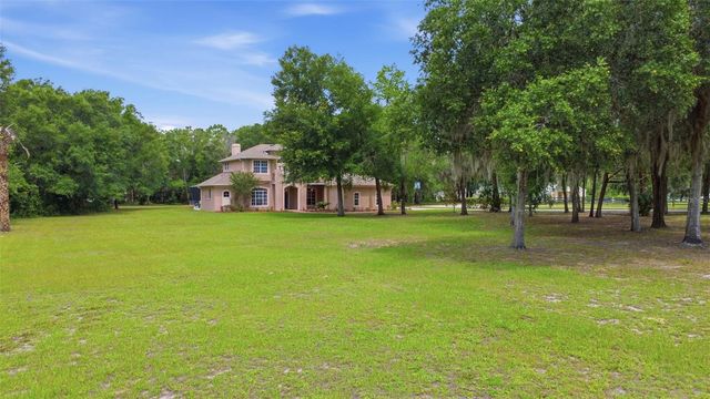 530 N BLUE LAKE AVENUE, Deland, FL 32724