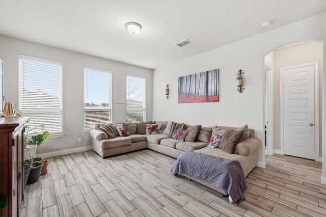 2409 Maple Stream Drive, Fort Worth, TX 76177