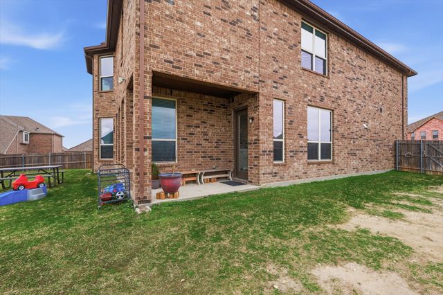 2409 Maple Stream Drive, Fort Worth, TX 76177
