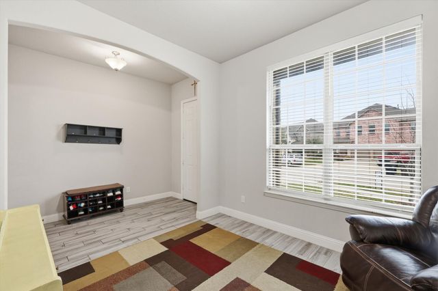 2409 Maple Stream Drive, Fort Worth, TX 76177