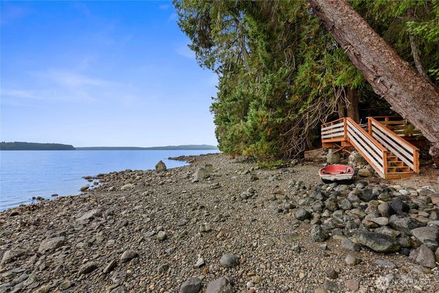 304314 Highway 101, Brinnon, WA 98320