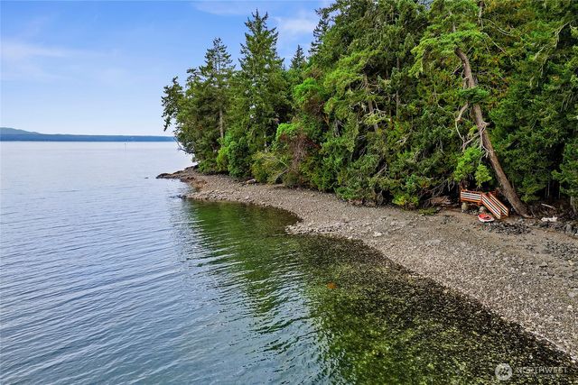 304314 Highway 101, Brinnon, WA 98320