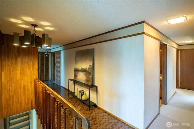4033 52nd Place SW, Seattle, WA 98116