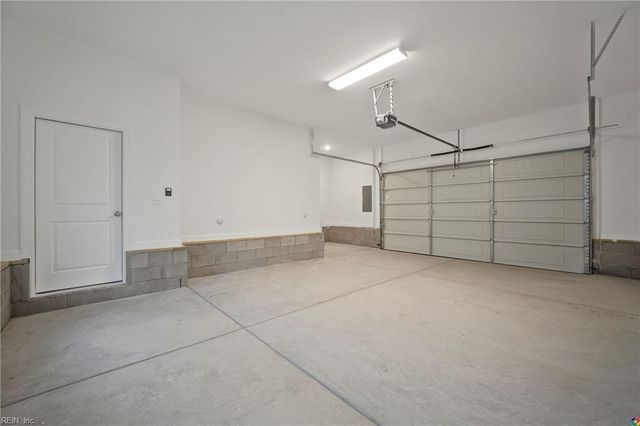 9608 21st Bay ST, Norfolk, VA 23518