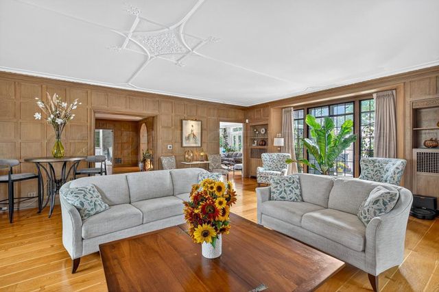 4215 River Road, Toledo, OH 43614