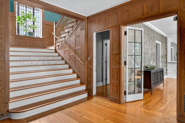 4215 River Road, Toledo, OH 43614