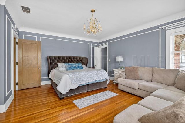 4215 River Road, Toledo, OH 43614