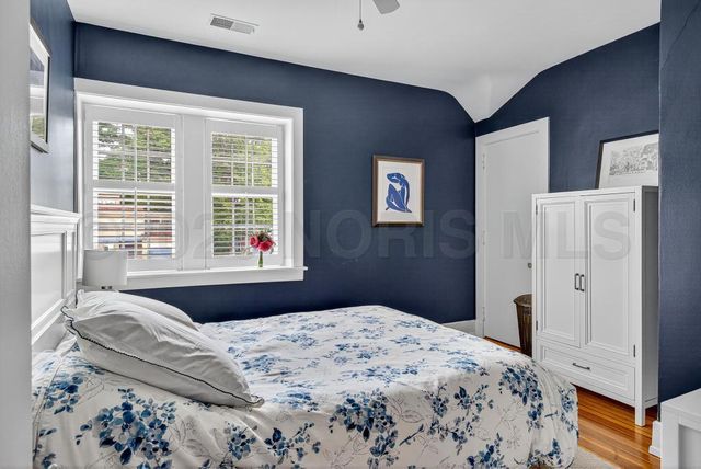 4215 River Road, Toledo, OH 43614