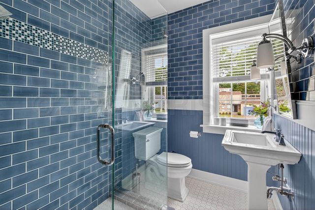 4215 River Road, Toledo, OH 43614