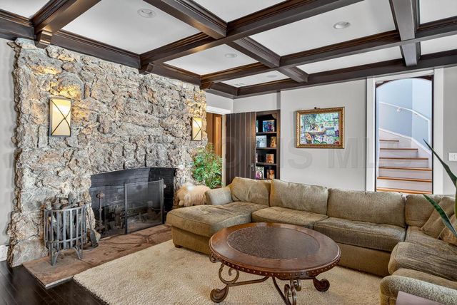 4215 River Road, Toledo, OH 43614