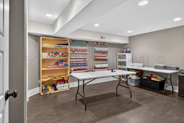 4215 River Road, Toledo, OH 43614