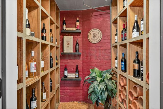 4215 River Road, Toledo, OH 43614