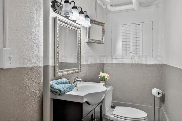 4215 River Road, Toledo, OH 43614