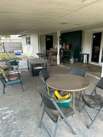 1301 Morris Avenue, Springdale, AR 72764