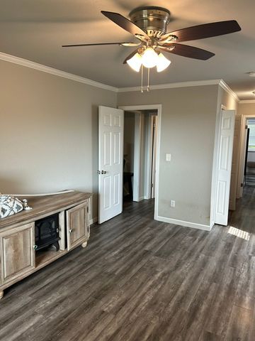 1301 Morris Avenue, Springdale, AR 72764