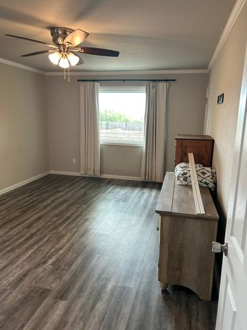 1301 Morris Avenue, Springdale, AR 72764